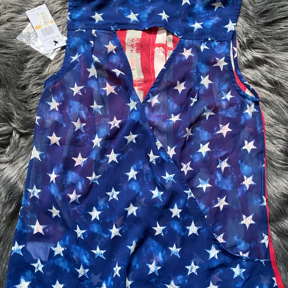 New Jessica Simpson Shirt with American Flag - Picture 4 of 7